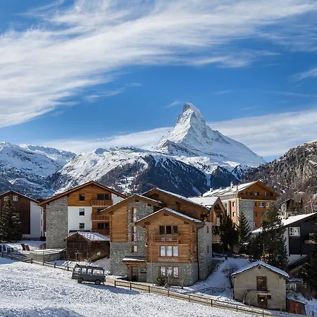 Haus Fleckstein Karibu アパート *