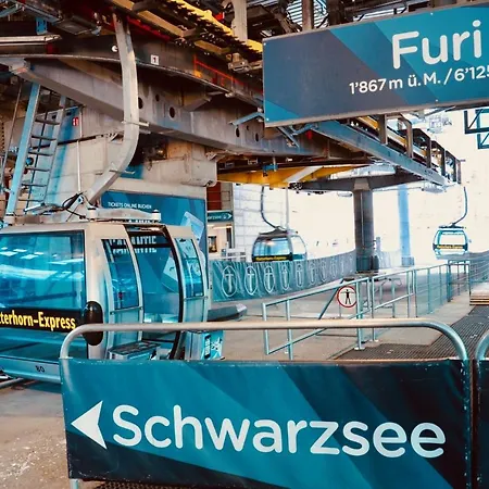 Haus Fleckstein Karibu * ツェルマット